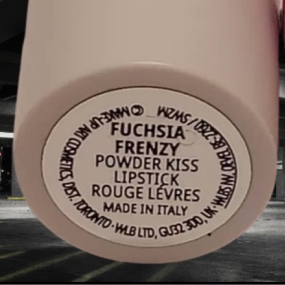 MAC Cosmetics Powder Kiss Lipstick in Fuchsia Frenzy New 1.5g no box - Picture 7 of 12